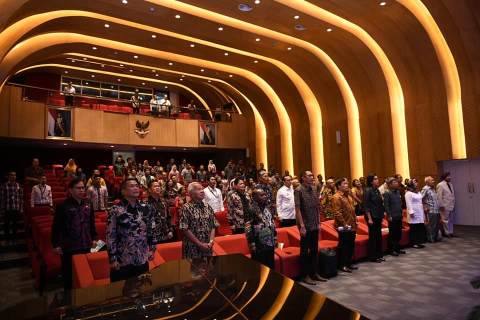 Peran Gubernur dalam Mengelola Hutan