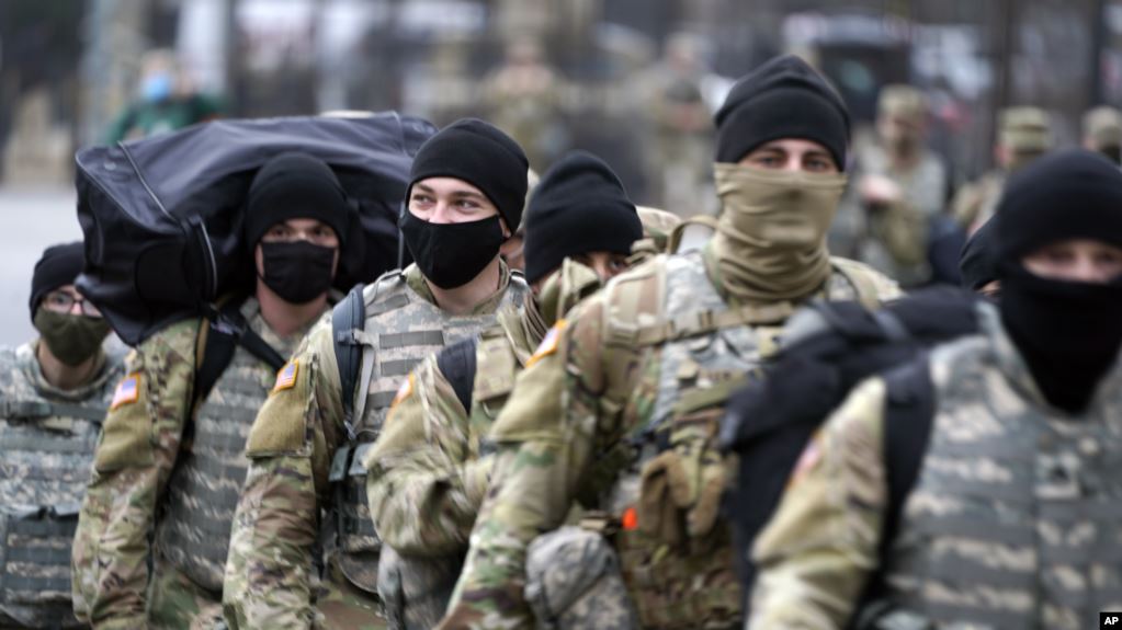 Fukuyama, Sandel dan Nasib Demokrasi