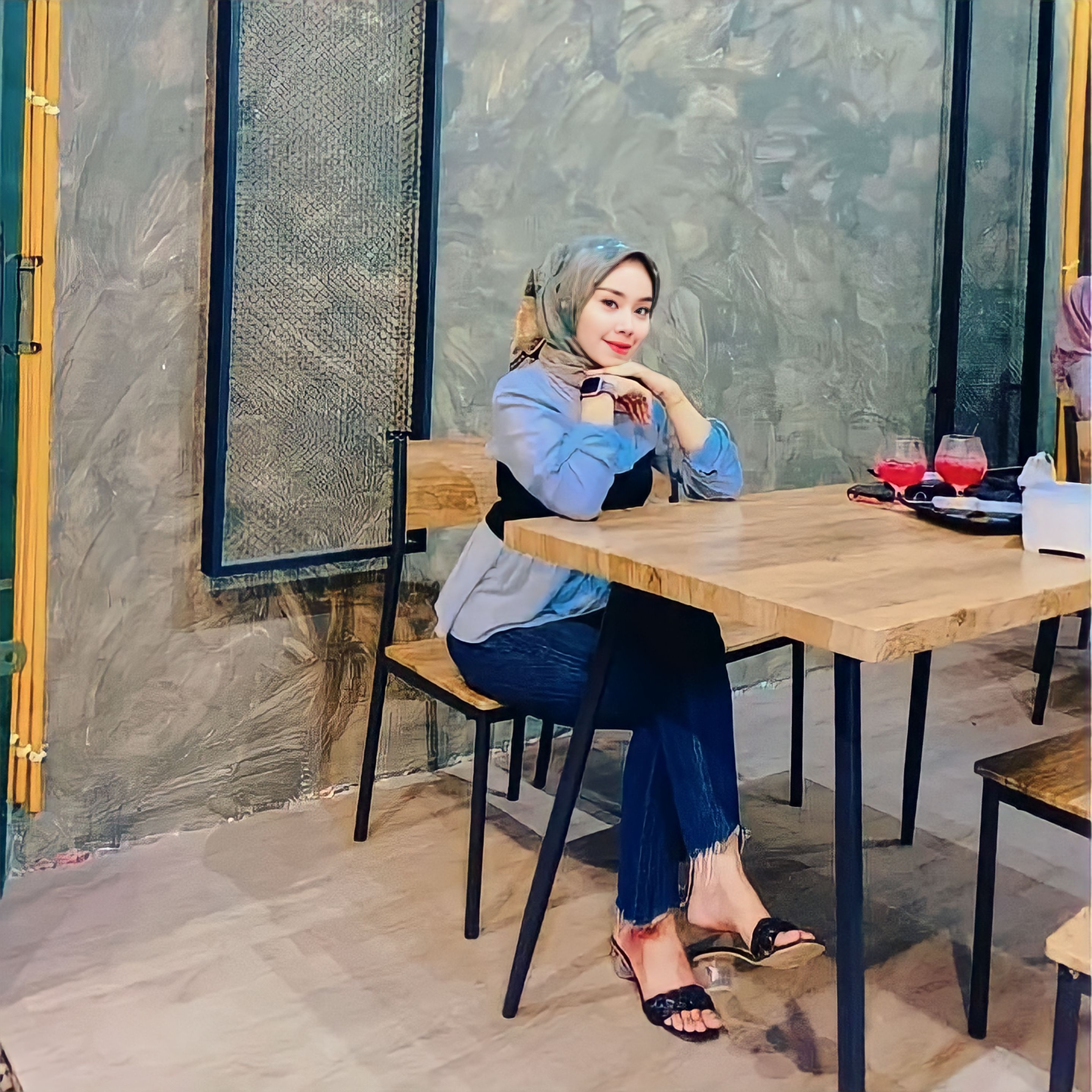 Kolaborasi yang Mendunia: Selebgram Anggit Wp, Fuas Angga Feriawan, dan Shi Thumb