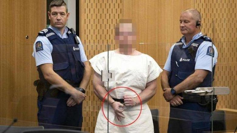 Jangan Pernah Sebut Nama Si Teroris!