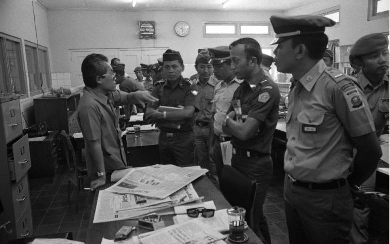 Kompas, Berlayar di Antara Scyla dan Caribdis, Catatan Ulang Tahun Kompas Ke-55