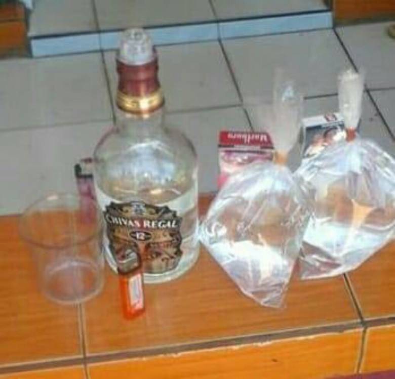 Cerpen: Pemabuk Di Pertigaan Maconer