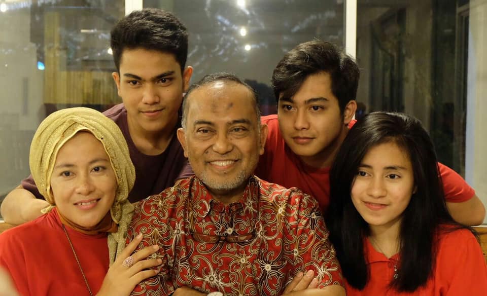 Rahasia Hidup Bahagia [1] Tersenyumlah!