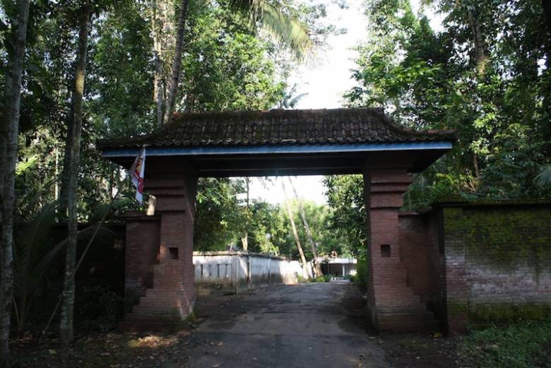 Persoalan Piodalan di Situs Mangir