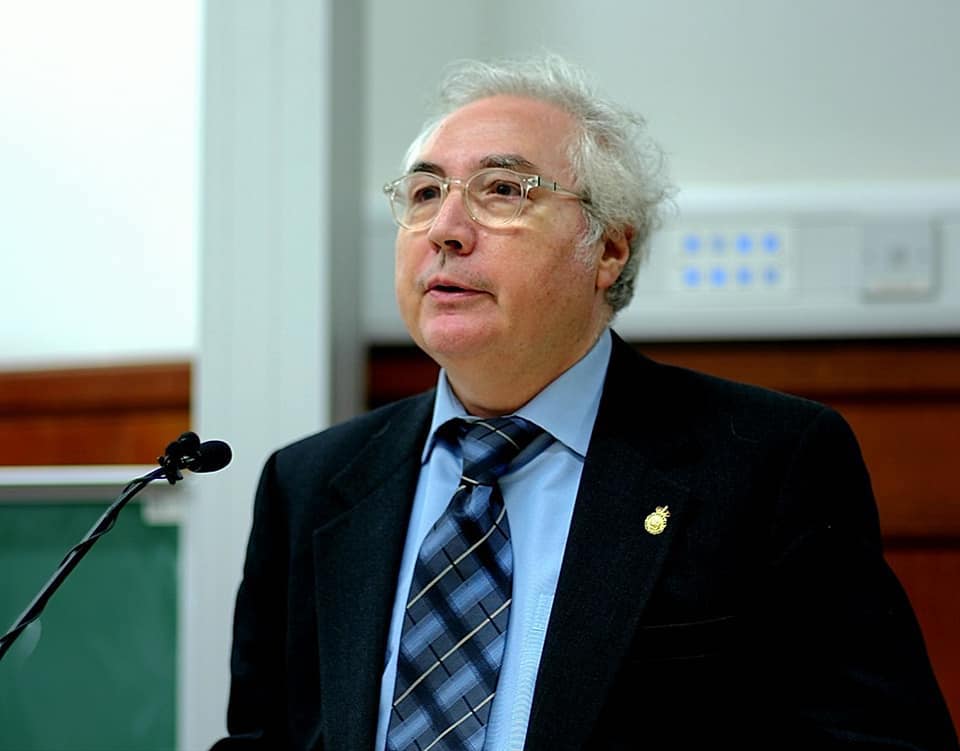 Manuel Castells: "Network Society" dan "Always Online"