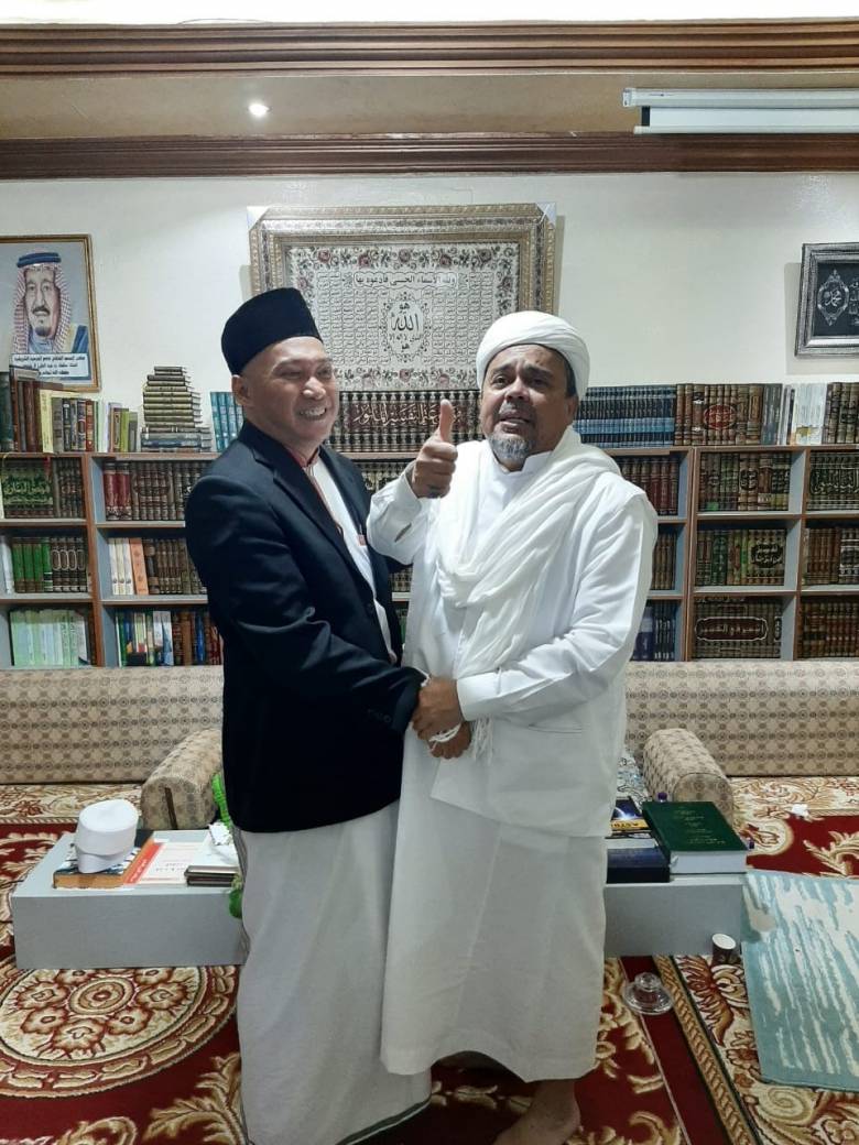 Habib Rizieq [3] Banyak Hal yang Didiskusikan, Tapi Diminta "Off the Record"