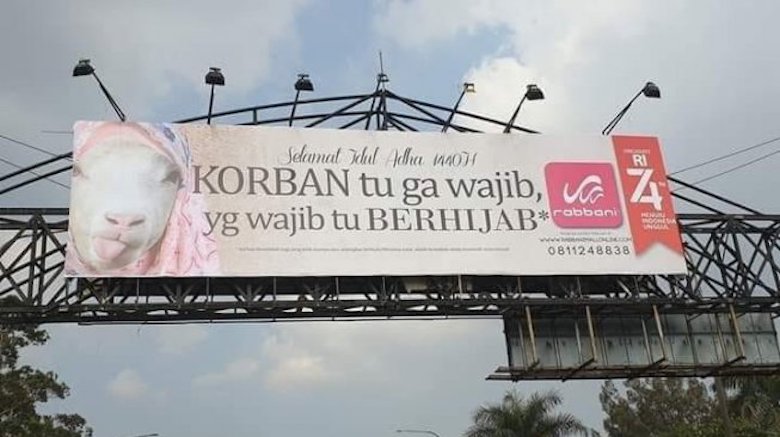 "Korban Tu Ga Wajib, yg Wajib Tu Berhijab"