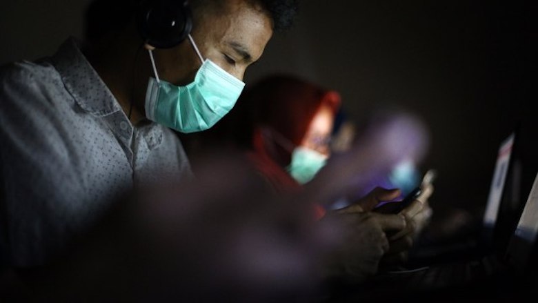 Buzzer, Computational Propaganda, dan Digital Movement of Opinion