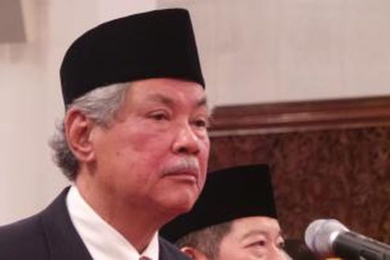 Malik Fadjar, Sumur Tanpa Dasar Taman Laut Tanpa Tepi