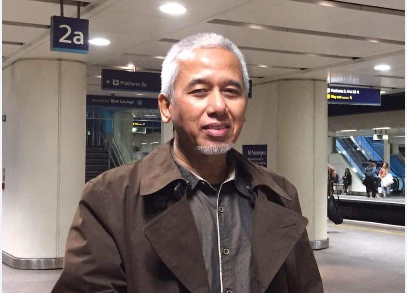 Zeng Wei Jian, Dengan Asyari Usman Saja Anda Kalah Jam Terbang!