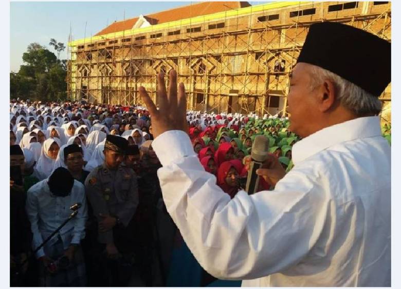 Ponpes Amanatul Ummah Terima Vaksin, Asal Jangan AstraZeneca!