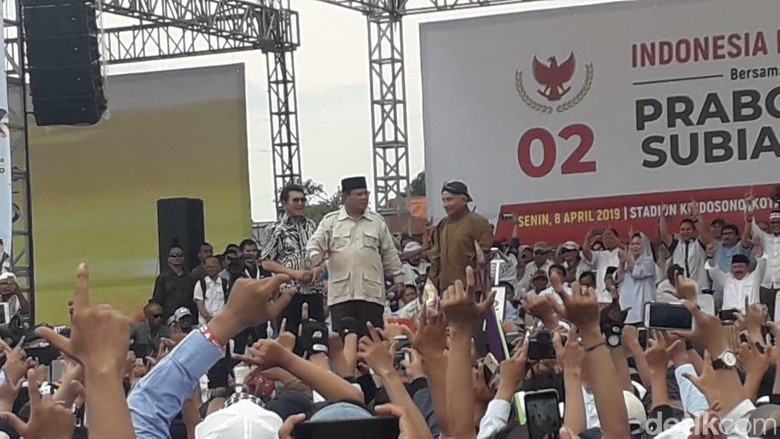 "People Power" Ala Amien Rais, Mungkinkah?
