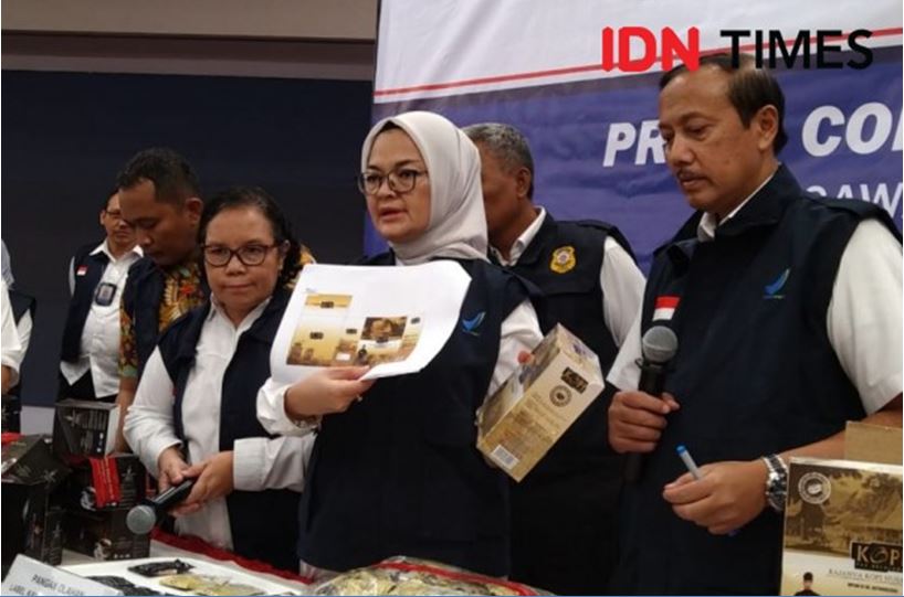 Emergency Sinovac: BPOM Ditekan Presiden?