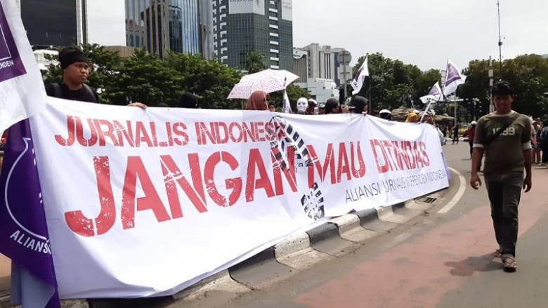 Ironisnya RKUHP: Ancaman Wartawan, Ringankan Koruptor