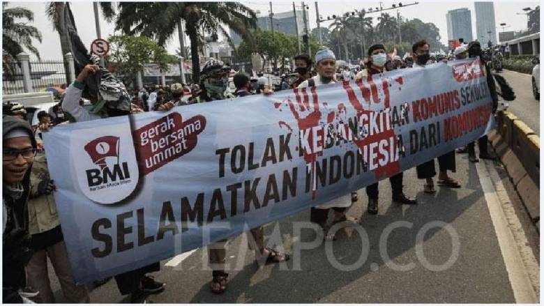 Tinjauan Yuridis [3]: Gegara RUU HIP, Mega dan PDIP Bakal Ditinggal Pemilih Muslim?