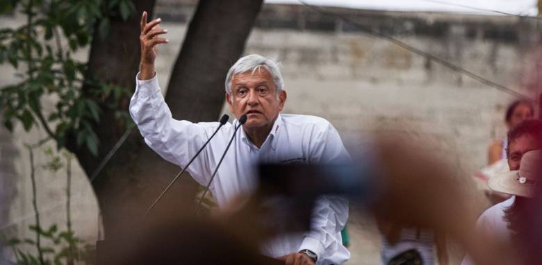 Meksiko Kena Gigit El Peje