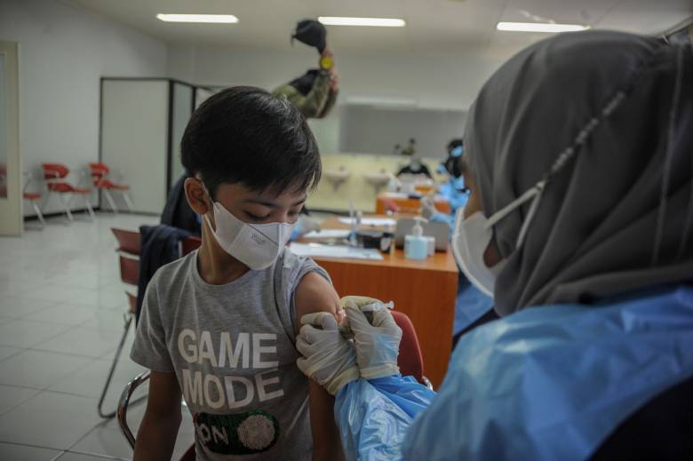 Vaksinasi Pelajar Sukseskan Pembelajaran Tatap Muka