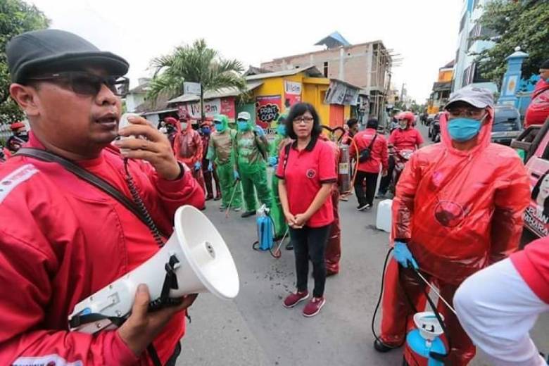 Benarkah Wabah Virus Ganas Membuat Manusia Sadar?