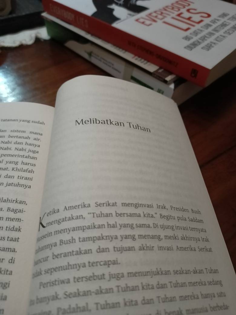 Buku "Buat Apa Beragama" [1] Menyeret-nyeret Tuhan