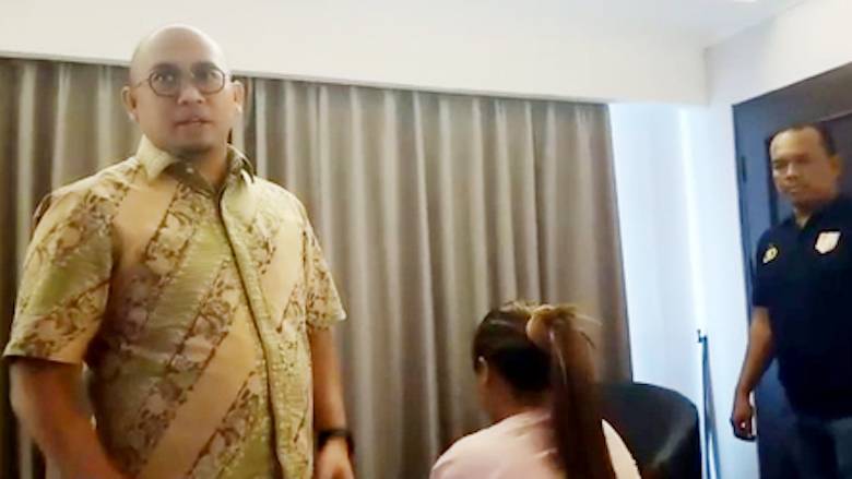 Ada Apa di Balik Penggerebekan PSK di Kota Padang?