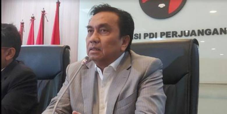 Effendi Simbolon Kena Batunya