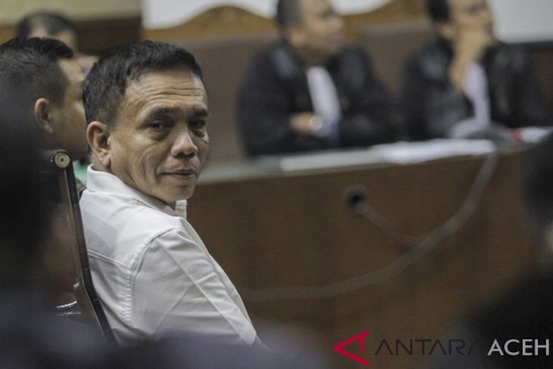 Segelinter Elite Itu Ternyata Dirinya Sendiri