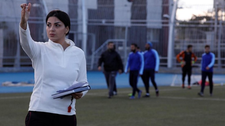 Please, Datangkanlah Pelatih Putri Sepak Bola Ini ke Indonesia!