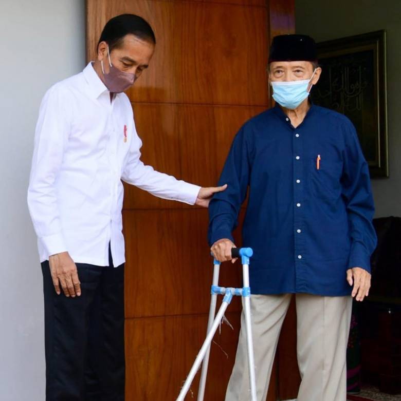 Presiden Jokowi Jenguk Buya Syafii di Sleman, Daerah Istimewa Yogyakarta