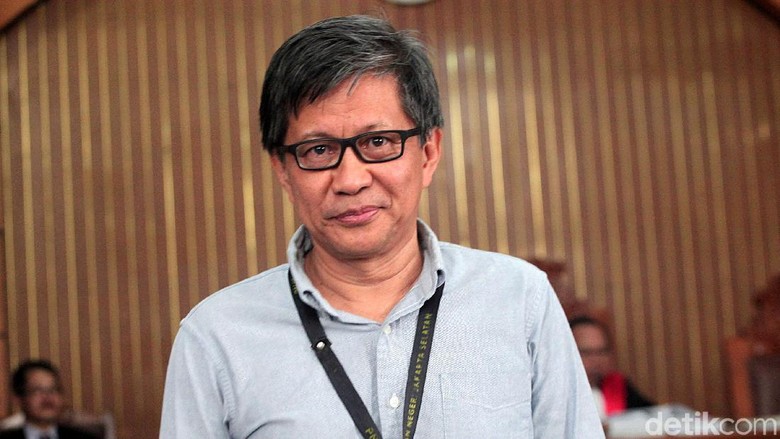 Rekonsiliasi dan Kesesatan Logika Rocky Gerung