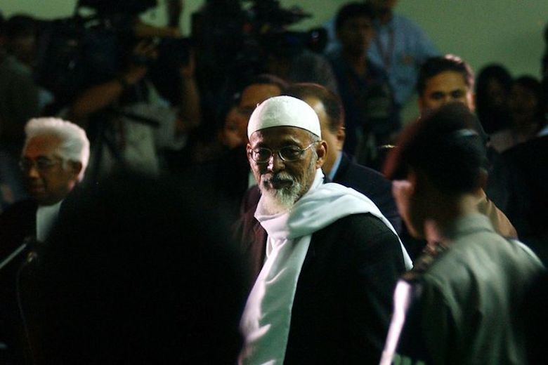 Akrobat Politik “Grusa-Grusu” Presiden Jokowi