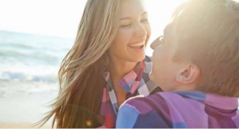 Cinta Segitiga: Harta, Tahta dan Wanita