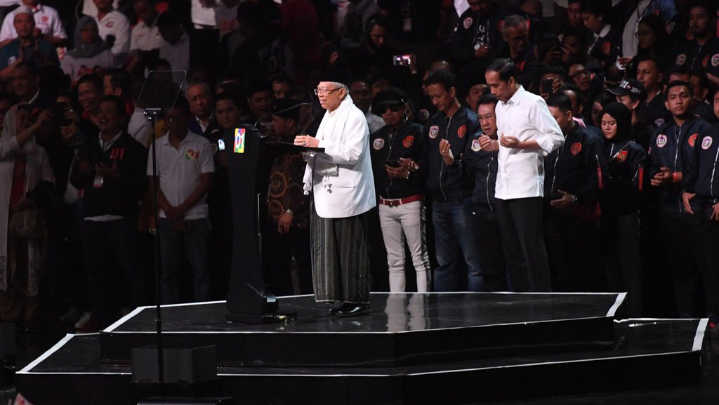 Lawan Terberat Jokowi Adalah Ucapan Sendiri!