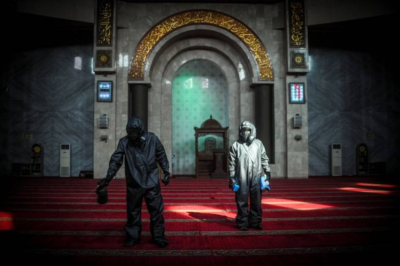 Wabah dan Agama, Perspektif Ulama dan Umaro dalam Masyarakat Muslim