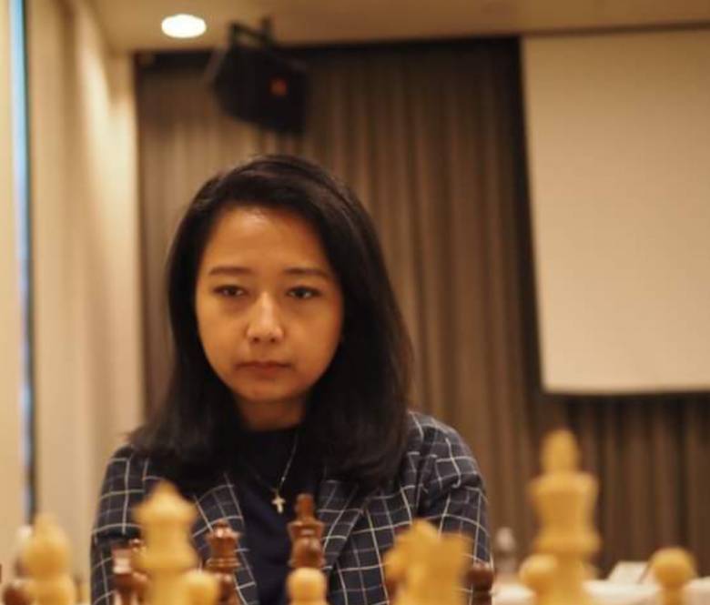 Awan Kelabu Selimuti Irene di Singapura