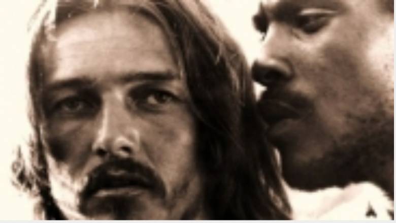 Sebagai Model Yesus Sekaligus Yudas