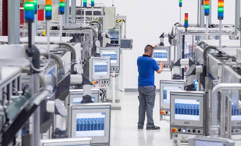 Revolusi Industri 4.0 dan Pengembangan Angkatan Kerja