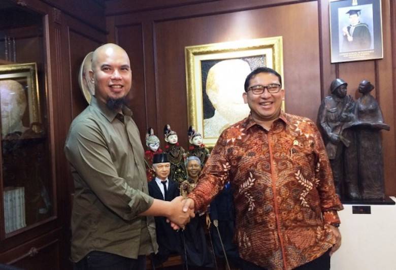 Dramatisir Kasus Dhani dengan Propaganda Firehose of falsehood