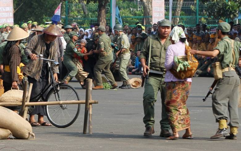 Bangsa yang Menikmati Ketertindasan