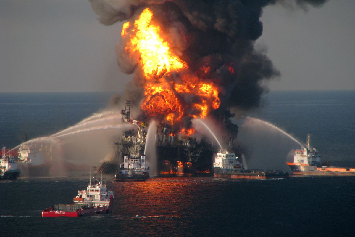 Bencana Deepwater Horizon [1] Mimpi Buruk dari Dasar Laut Amerika