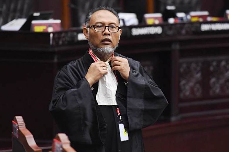 Bambang Widjojanto Tidak Profesional?