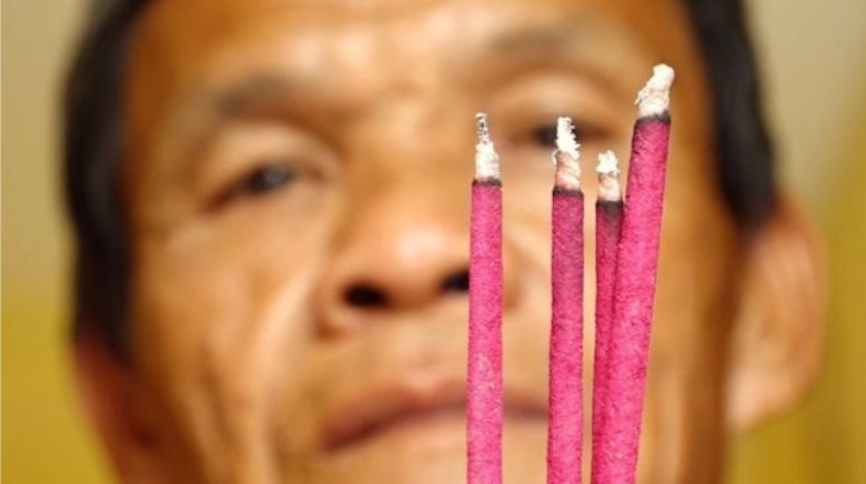 Arab dan China dalam Perdebatan Politik