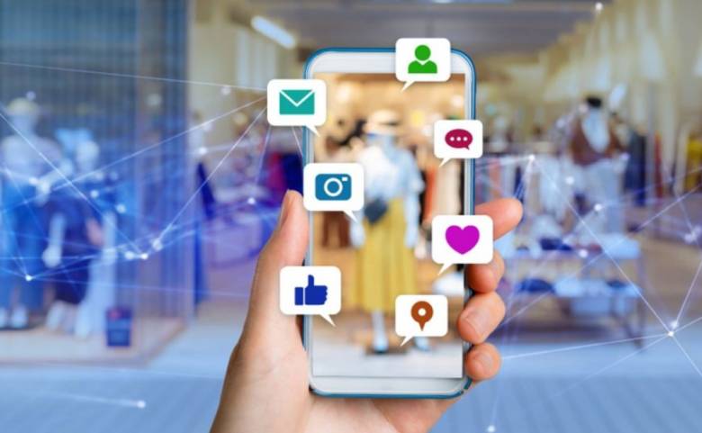 Buzzer, Influencer, Relawan, dan Demonstran