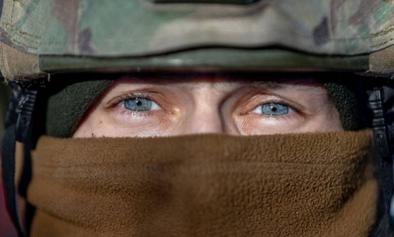 Membaca Berita dengan Prasangka