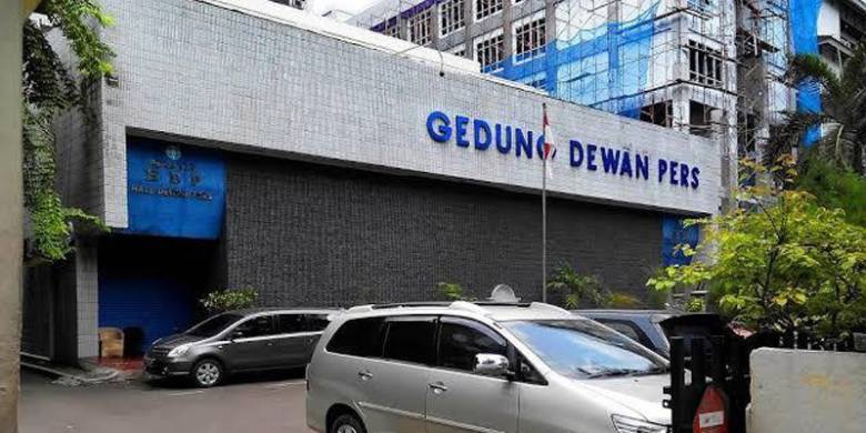 Bubarkan Saja Dewan Pers