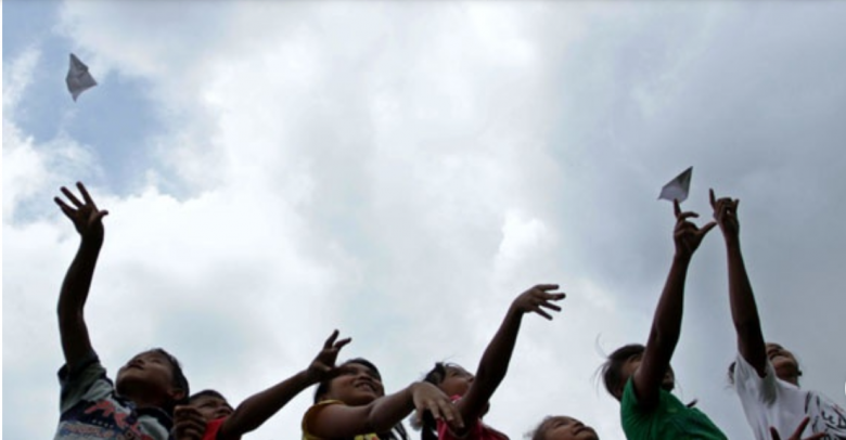 Sahabat, Mari Terbang Tinggi!