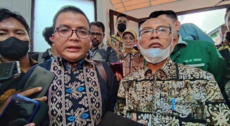 Pantaskah Mantan Pimpinan KPK Membela Terduga Koruptor?