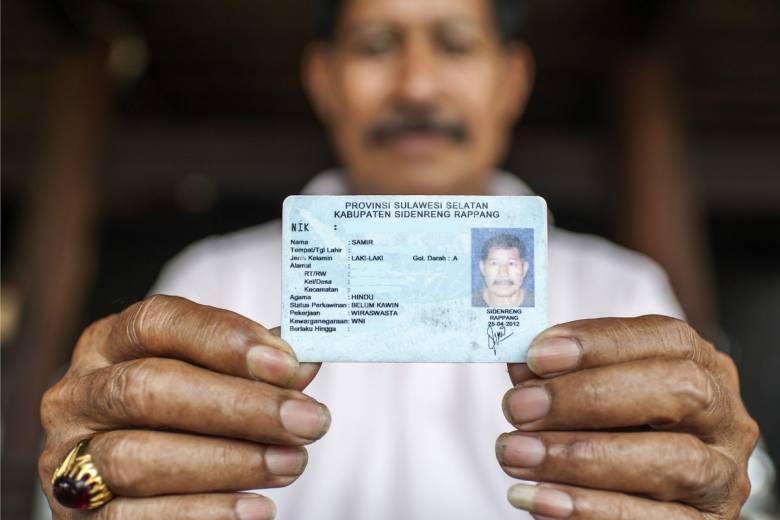 Jebakan Keseragaman, Kasus Agama Tolotang