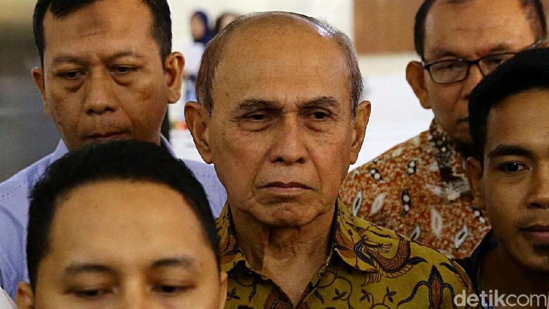 Habis Manis, Kivlan Dibuang [1]