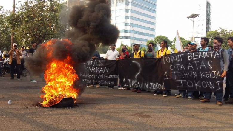 Mengapa Demontrasi Sering Berubah Anarki?