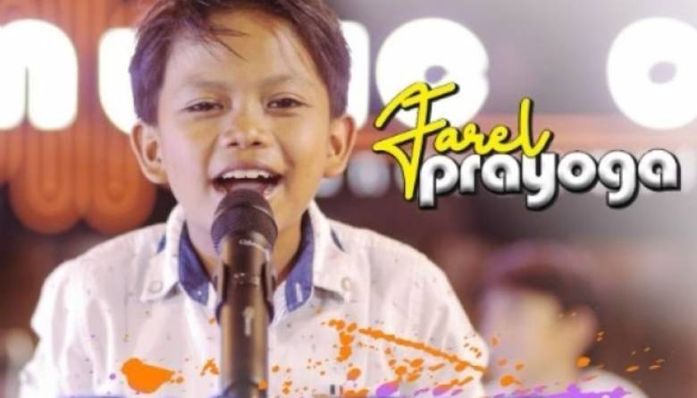 "Ojo Dibandingke", Lagu Hipster dengan Efek yang Menyasar Acak ke Segala Arah